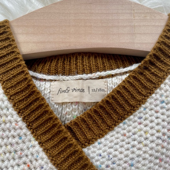 Fin & Vince Knit Confetti Romper - Picture 5 of 7